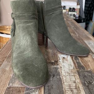 Violet & Red brand Suede sage colored booties